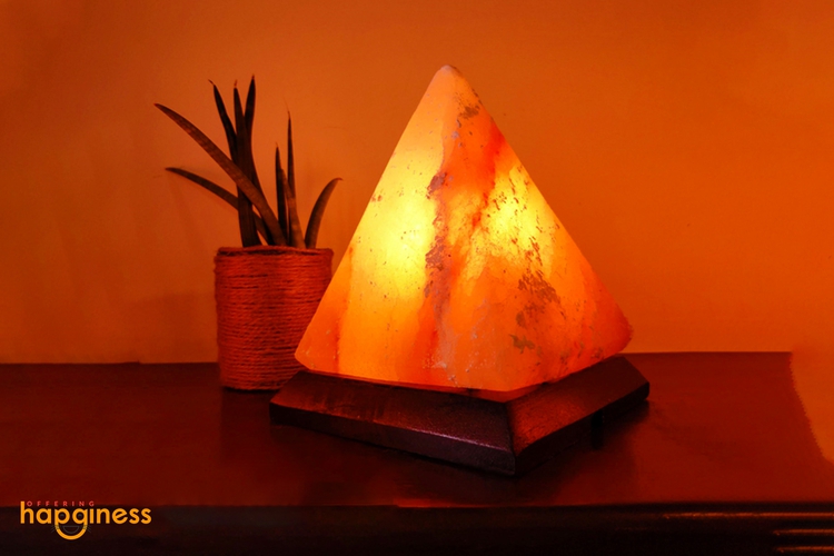 Pyramid Lamp