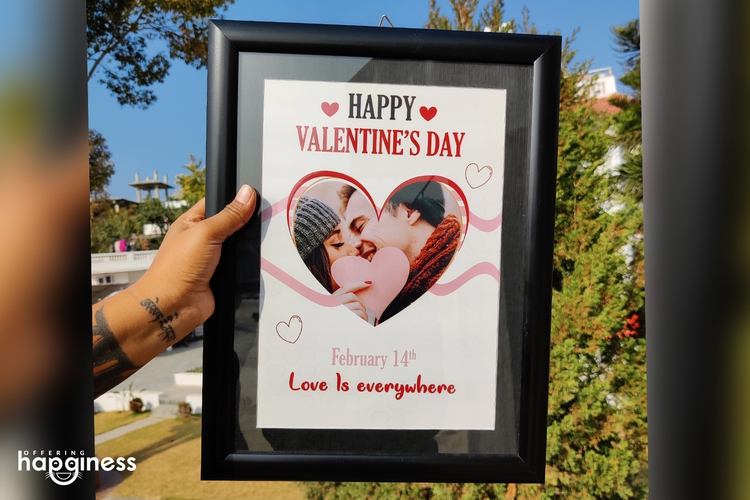 Love Frame