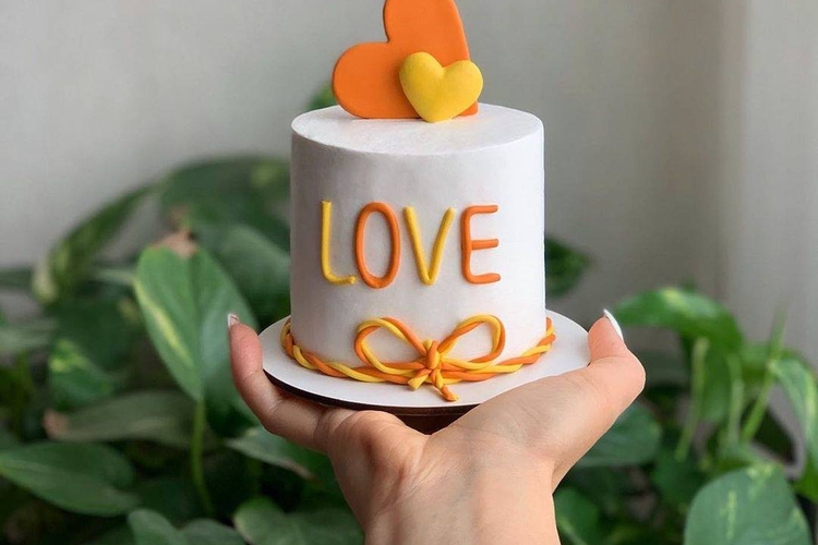 Love - Tall Mini Cake
