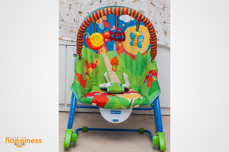 Baby rocking chair