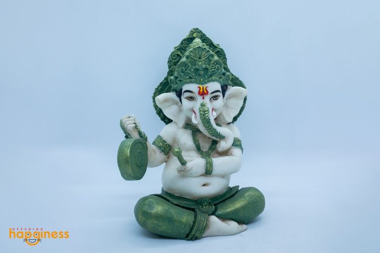 Green Ganesh Statue