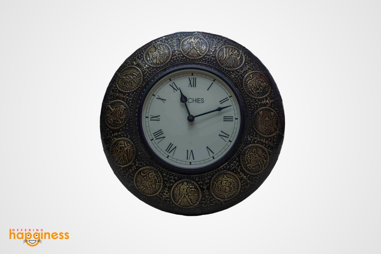 Circular Clock Show Piece