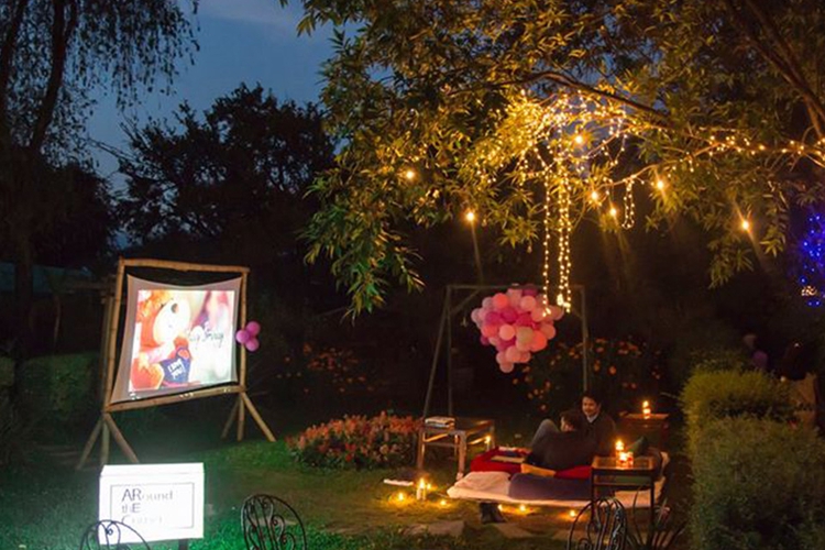 Backyard Movie Mazza