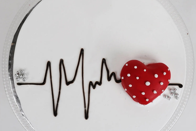 Heart Beat Vanilla Cake