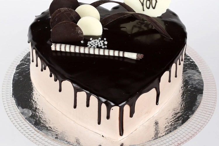 Heart-Shaped Cream Chocolate Cake