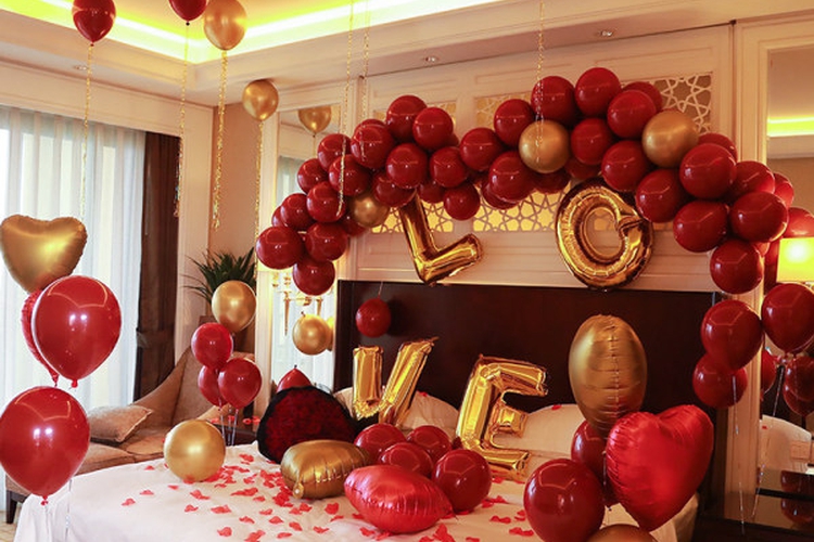 Romantic Stay At The Everest Hotel