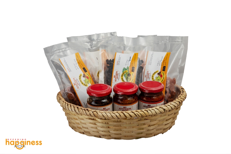 Women's Day Special Achar Basket